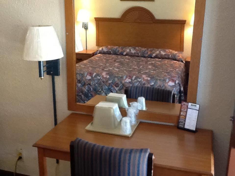 America's Best Inn&Suites Fort Lauderdale North Buitenkant foto